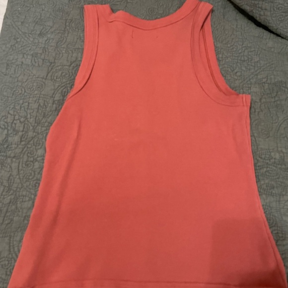 Idyllwind Coral Tank Top with Button Detail - Picture 2 of 3